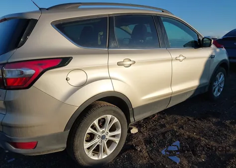 2017 Ford Escape Se z USA, uszkodzony, nr VIN 1FMCU9G92HUE07005